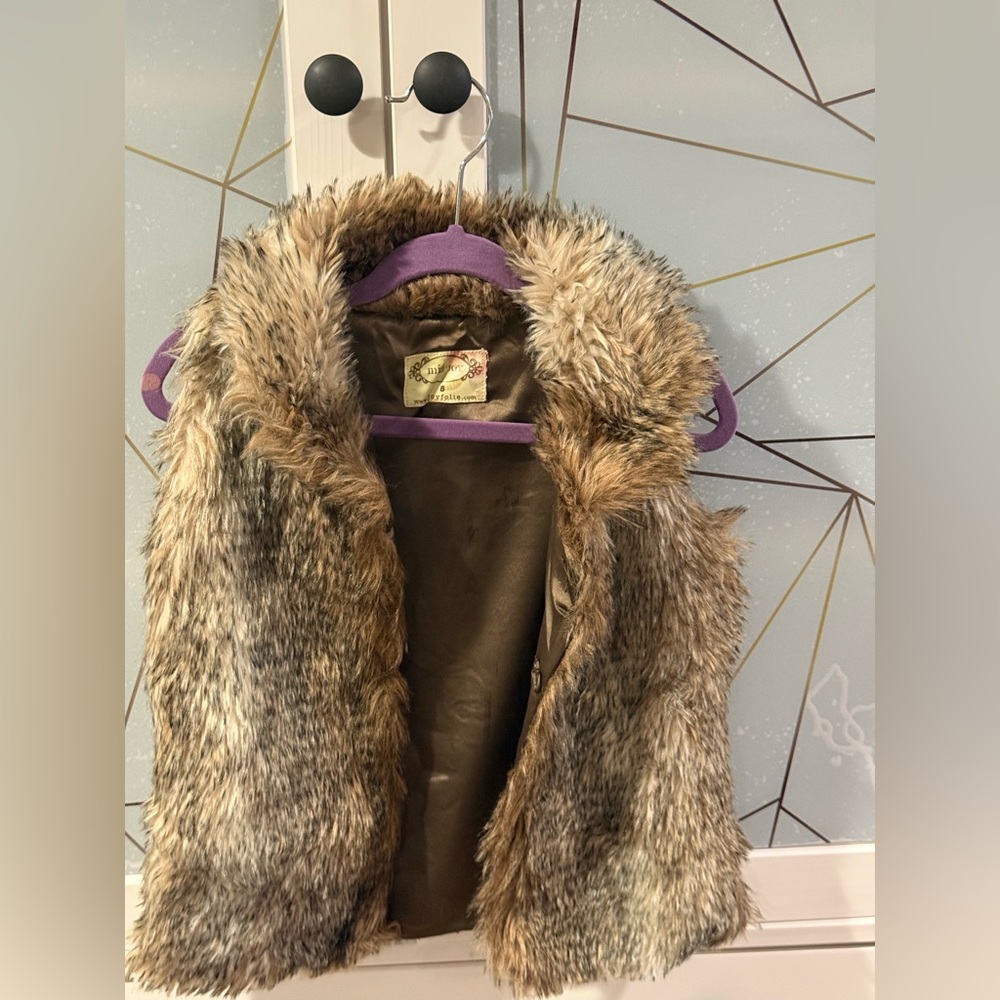 Mia Joy Joyfolie Faux Fur Vest Girls Size 5 Brown Boutique Winter